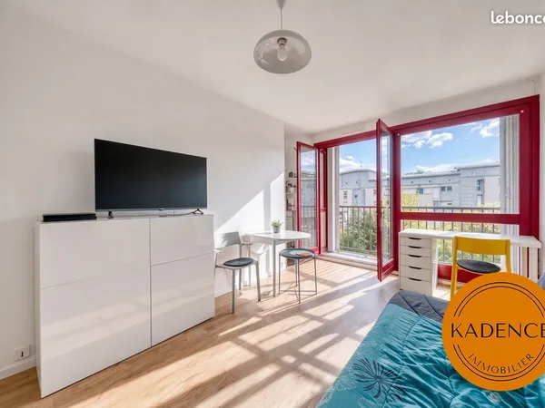 Studio 1 pièce 21 m²