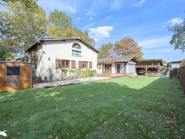 Maison 5 pièces 190 m²