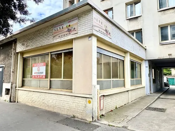 Local commercial 6 pièces 111 m²