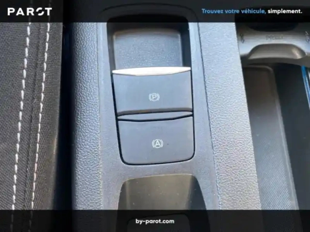 Ford Focus 1.0 flexifuel mhev 125ch titanium style — photo 30