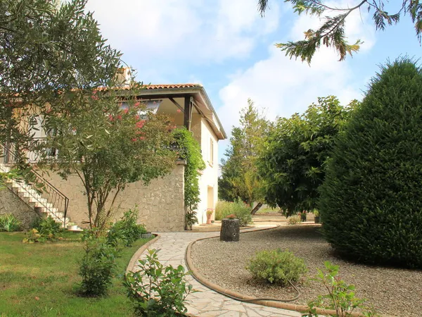 MAISON 136 M² habitable sur 4700 M² arborés