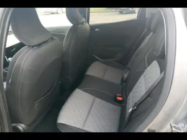 Renault Clio 1.0 tce 90ch evolution — photo 11