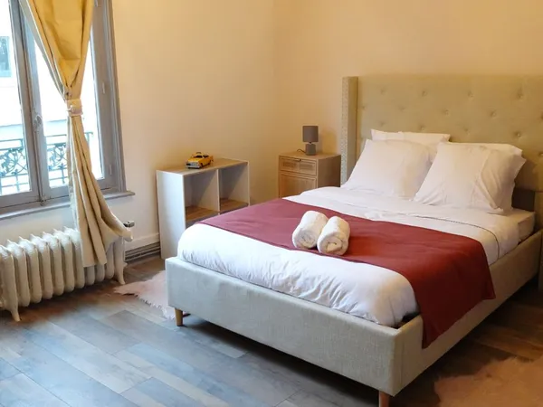 Maison de 300m2 à louer sur Lens
