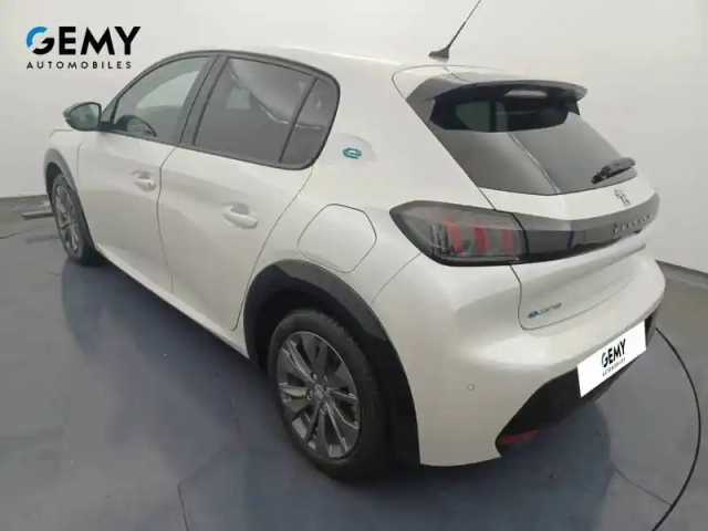 Peugeot 208 electrique 50 kwh 136ch — photo 83