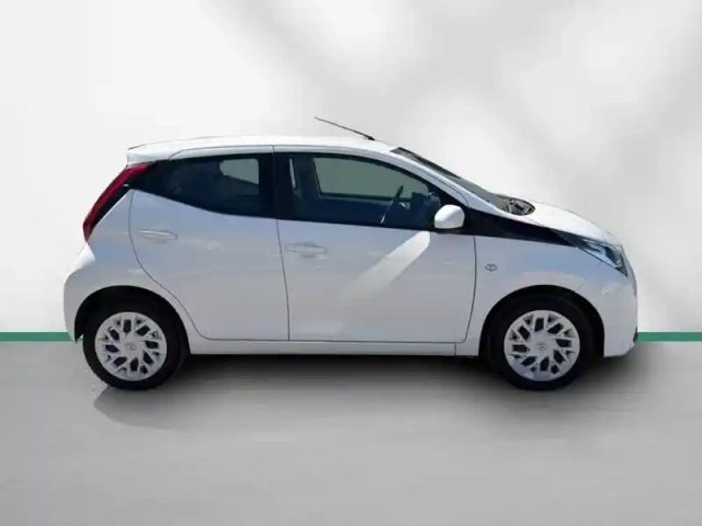 Toyota Aygo 1.0 vvt-i — photo 14