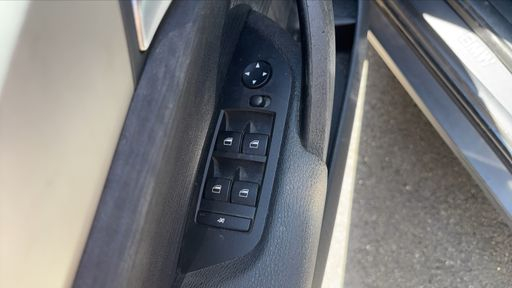BMW X1 sDrive 18i 150 - Business – 2014 – 119432 km – Essence – Boîte Manuelle — photo 3