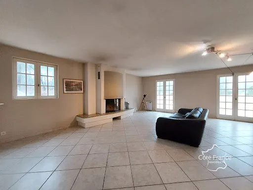 Maison 7 pièces 180 m²