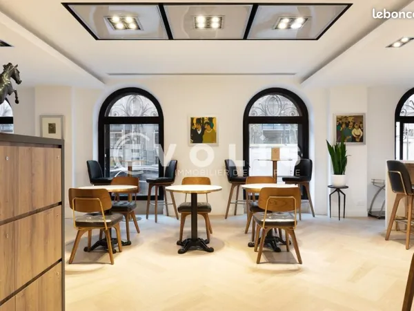 Bureaux 60 m²