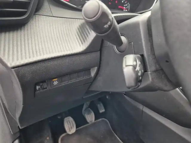 Peugeot 208 puretech 100 s&amp;s bvm6 — photo 37