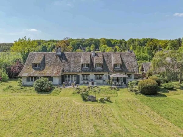 Maison de luxe 15 pièces 330 m²