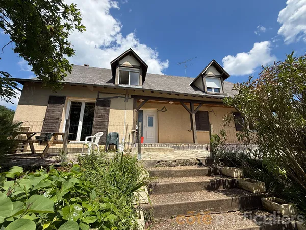Pavillon sur sous-sol sur les hauteurs de Saint-Amand Montrond