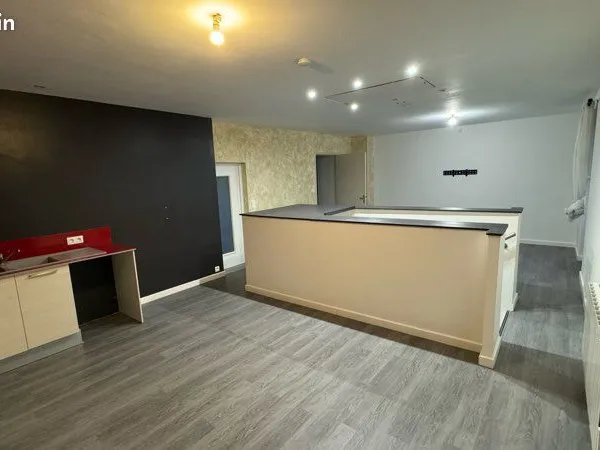 Maison de village T4 de 100 m² avec terrasse et balcon - Blaye-les-Mines Village