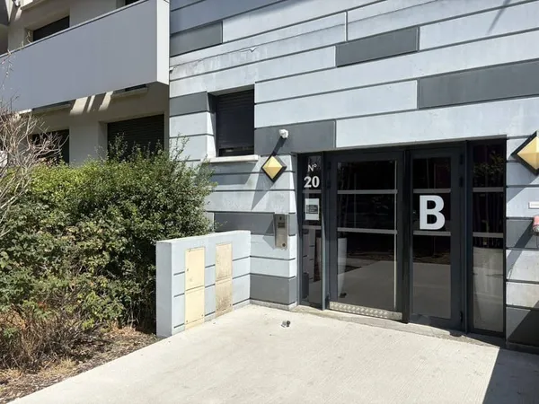 Parking 40 m²