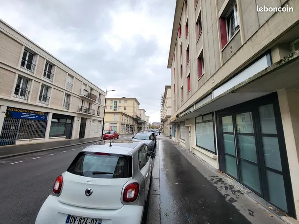 Local commercial de 28 m2 PMR toutes activités