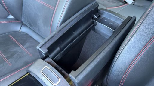 Mercedes Classe CLA 200 d 150 8G-TRONIC - AMG Line – 2022 – 109051 km – Diesel – Boîte Automatique — photo 21