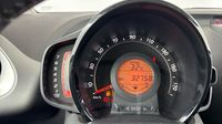 Toyota Aygo 1.0 VVT-i 72ch x-play x-app 5p MC18 — photo 10