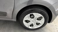 Renault Twingo 1.0 SCe 75ch Zen - 20 — photo 20