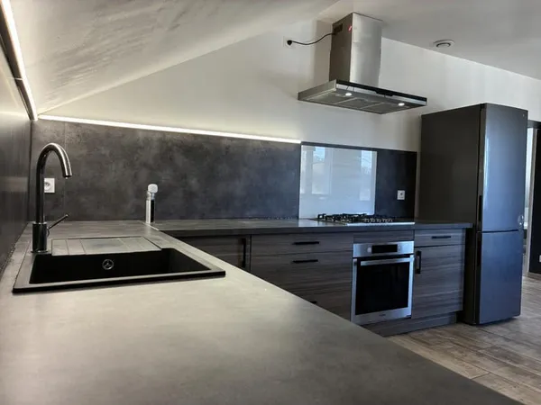 LOCATION T2BIS SEMI MEUBLE RODEZ SANS FRAIS D'AGENCE