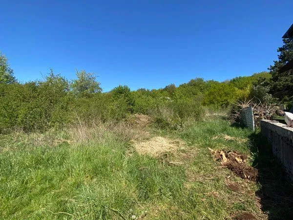 Terrain 16ares constructible à vendre