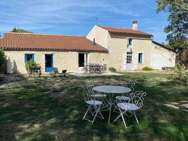 Maison 7 pièces 219 m²