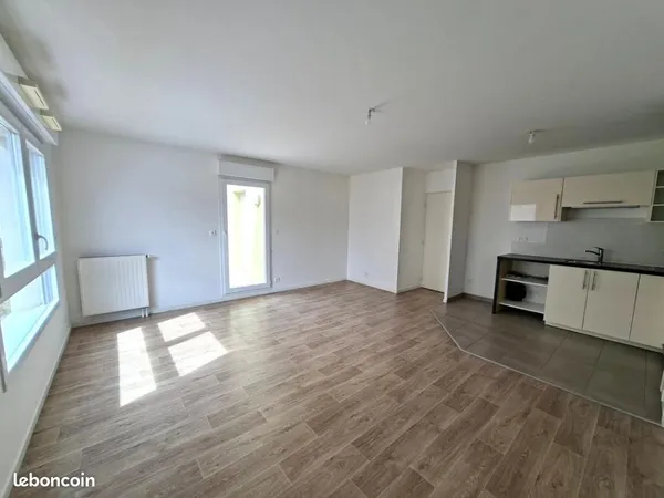 Parking 66 m²