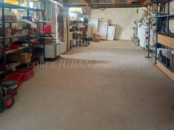 Local commercial 100 m²