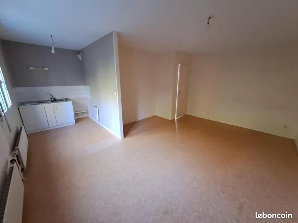 Studio 1 pièce 30 m²