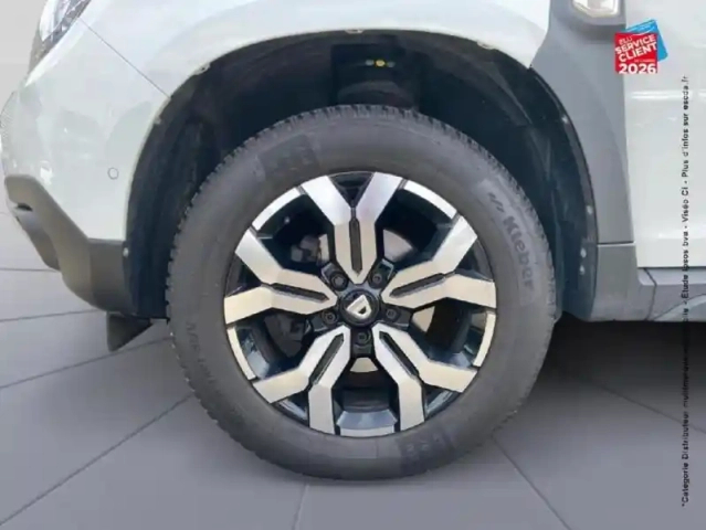 Dacia Duster 1.5 blue dci 115ch prestige + 4x2 — photo 10