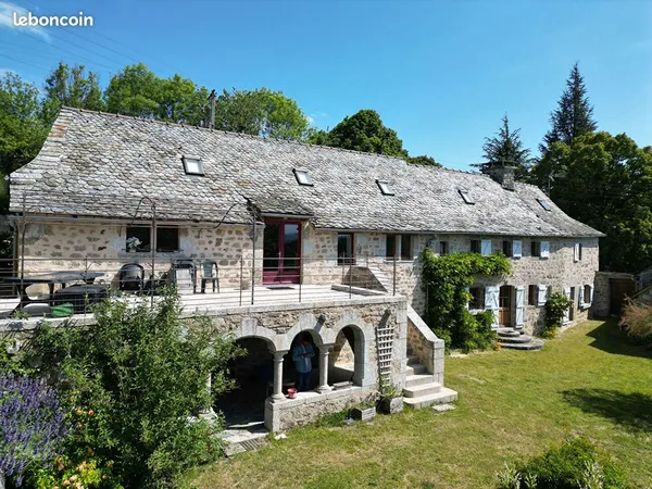 Maison 5 pièces 190 m²