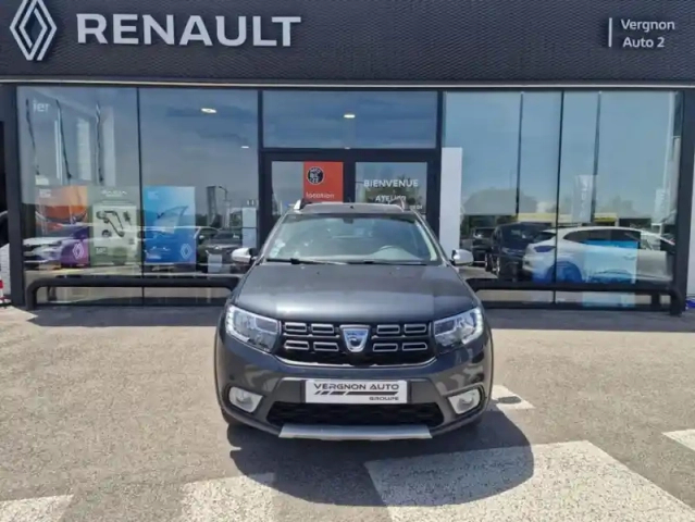Dacia Sandero stepway tce 90 easy-r — photo 23