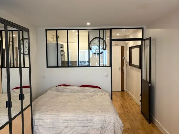 Studio paris 17