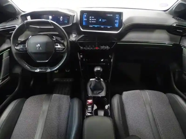 Peugeot 208 1.2 puretech 100ch s&amp;s gt 118g — photo 11