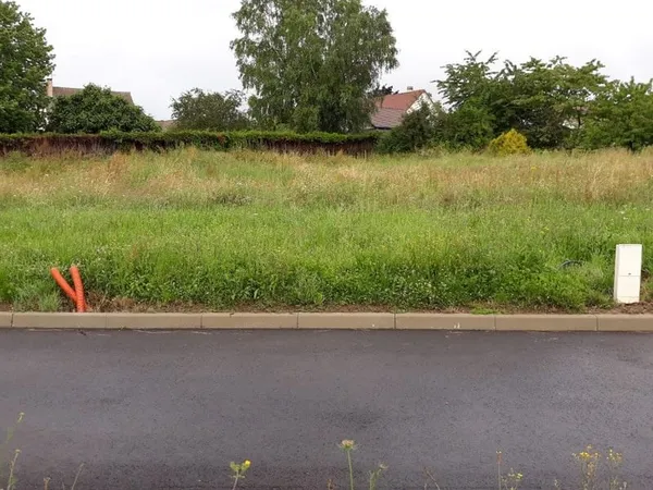 Terrain 820 m²
