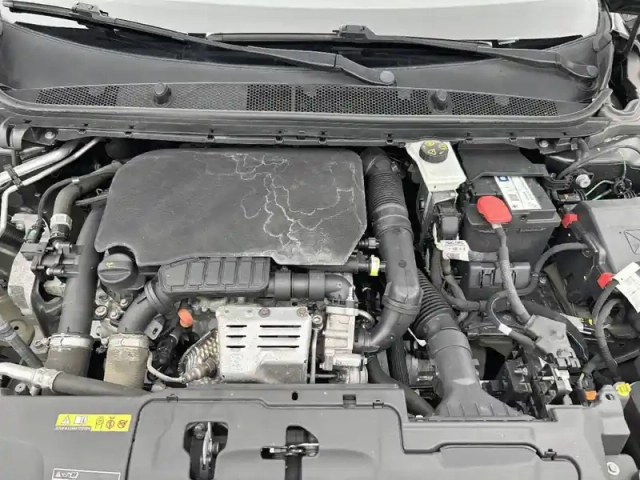 Peugeot 308 1.2 puretech 110ch s&amp;s bvm5 — photo 27