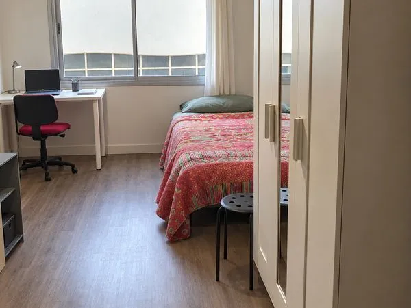 Appartement Location Aix-en-Provence 1p 12m² 500€