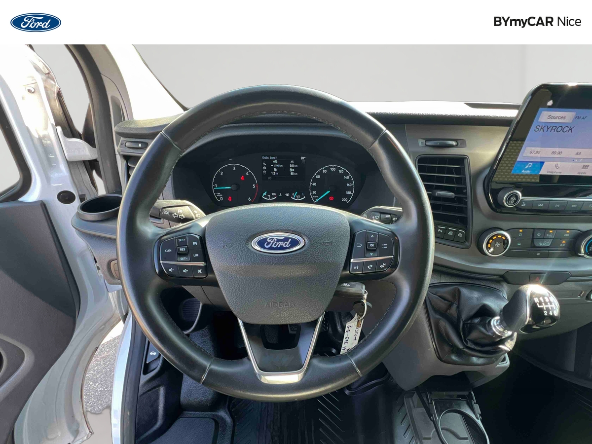 Ford TRANSIT CUSTOM FOURGON 280 L1H1 2.0 ECOBLUE 130 — photo 10