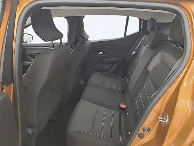 Dacia Sandero tce 90 cvt — photo 12