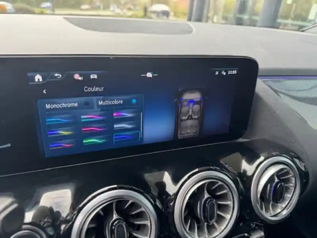 Mercedes Gla 200 d amg line — photo 6