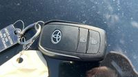 Toyota Yaris 116h Design 5p HYBRIDE — photo 16