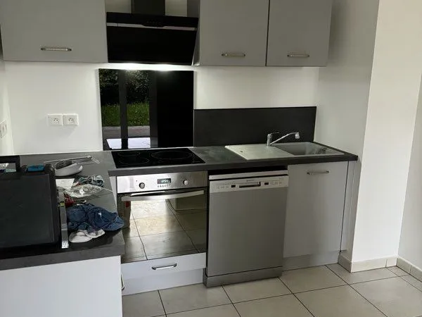 Appartement Location Cranves-Sales 2p 48m² 1316€
