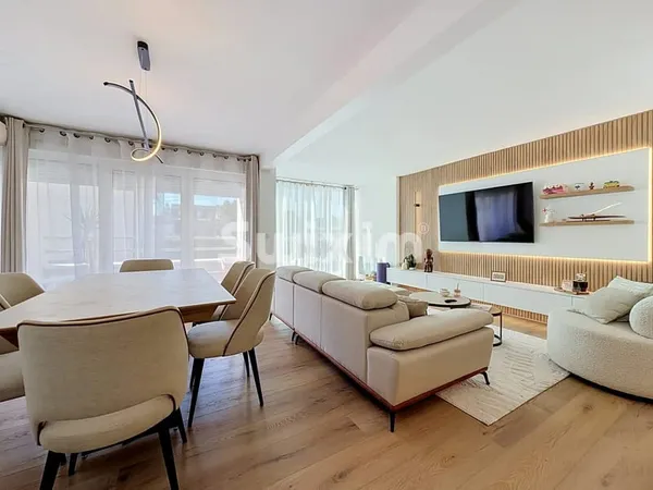 Appartement T3 rénové de 87m2 avec terrasses!