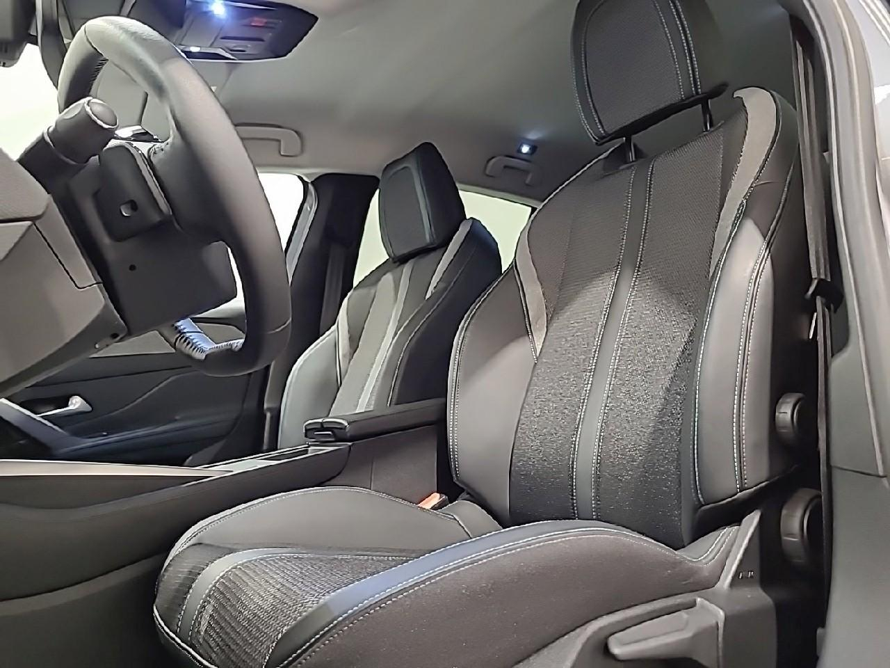Peugeot 308 hybrid 145 e-dcs6 allure — photo 10