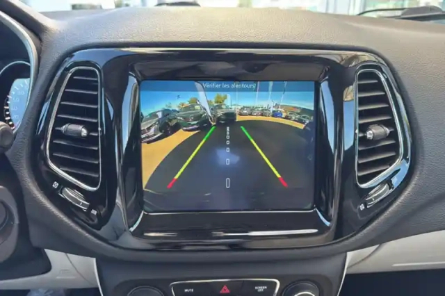 Jeep Compass 1.4 i multiair ii 140 ch bvm6 — photo 21
