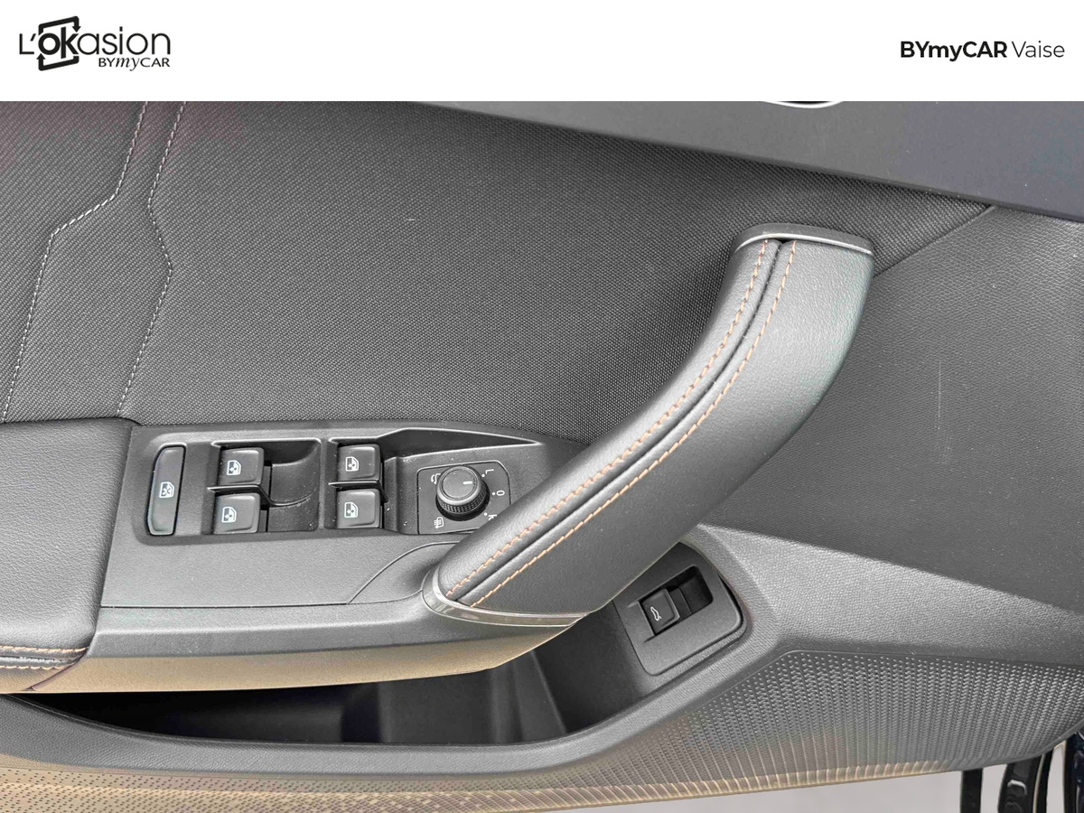 Cupra Leon Sportstourer 1.5 eTSI Hybrid 150 ch DSG7 — photo 18