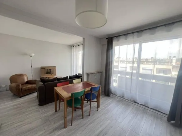 Appartement 2 pièces 64 m²