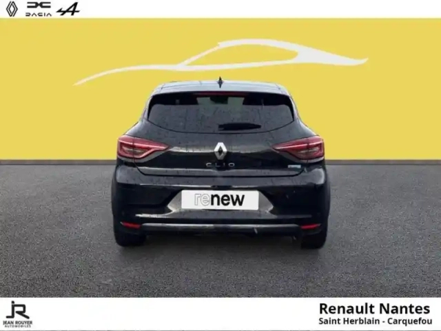 Renault Clio 1.6 e-tech 140ch initiale paris - pack easy drive — photo 8