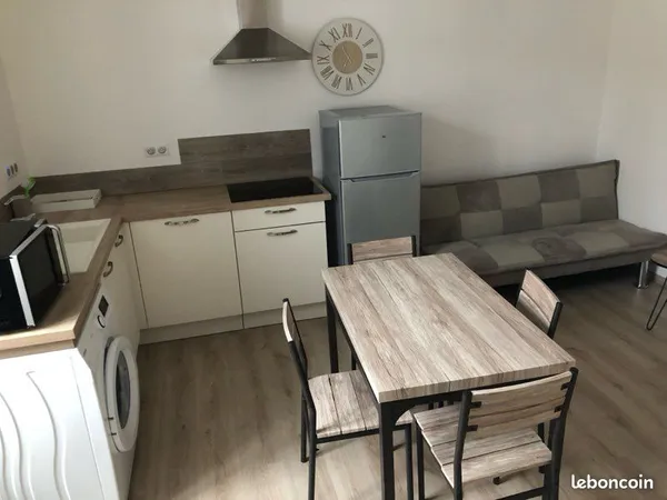 Appartement eau électrique chauffage et wifi compris