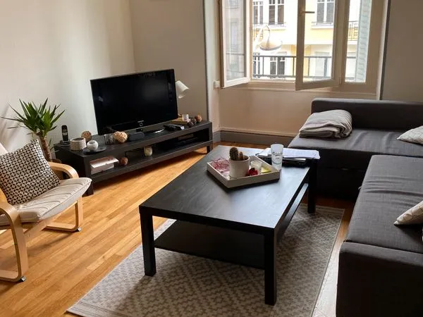Loue F2 meublé secteur artem