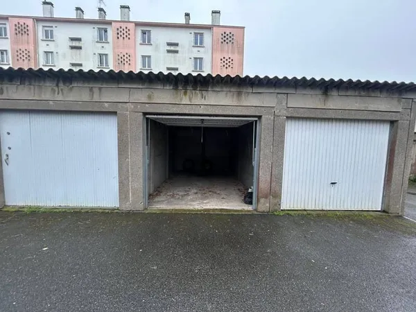 Box de stockage 16 m²