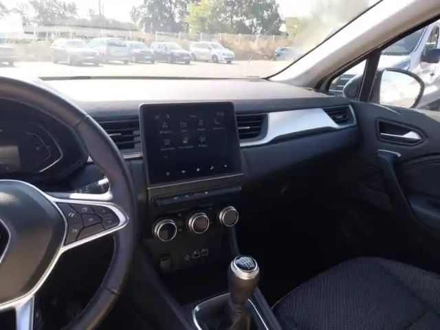 Renault Captur tce 90 — photo 29